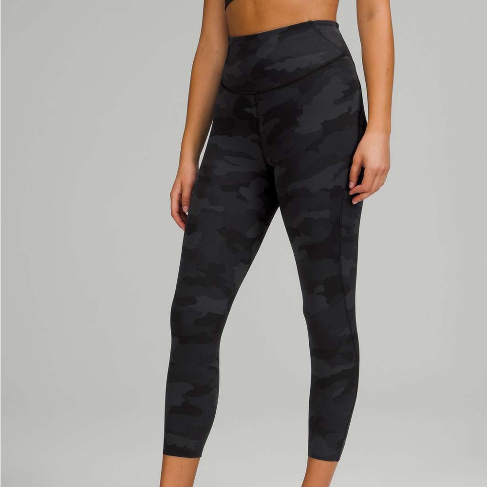 Lululemon Base Pace High-Rise Crop 23"
